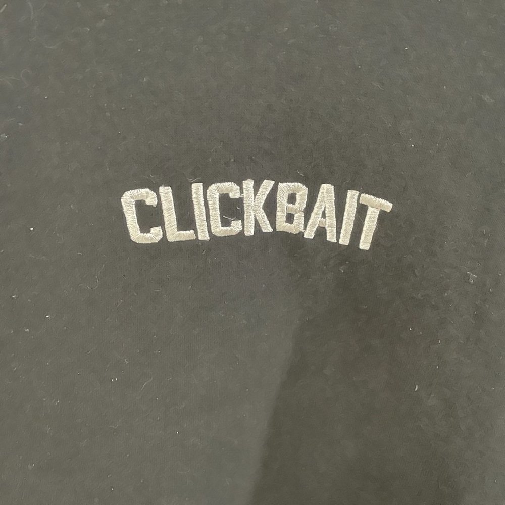 Clickbait Sweatshirt - Picture 2 of 5